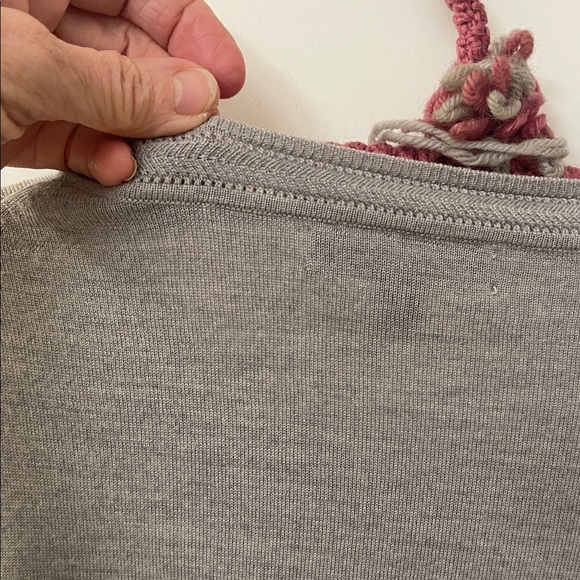 Banana Republic Pink and Gray Merino Wool Sweater - Picture 11 of 11
